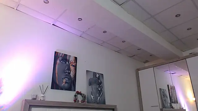 LaylaCruzRose online show from 12/09/24, 10:54