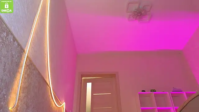 Katy perry  online show from 10/29/25, 03:42