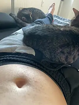 Snapshot of Cookie0602_ chatting on 03/08/25, 04:17 Cookie0602 online show from 03/08/25, 04:17