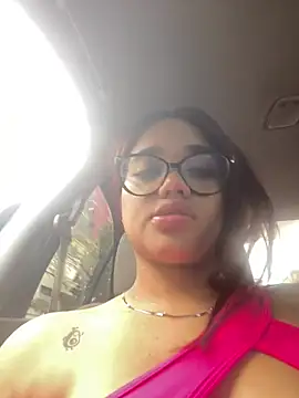 Snapshot of ElaEndez_ chatting on 01/26/25, 07:52 ElaEndez  online show from 01/26/25, 07:52