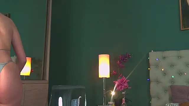 AlicePirs online show from 01/04/25, 05:37