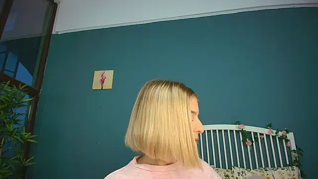 AlicePirs online show from 10/10/25, 04:22