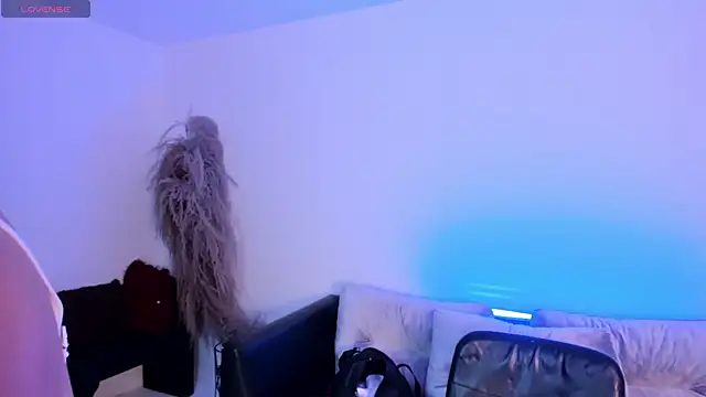 Alessia Taylorr online show from 09/26/25, 11:14