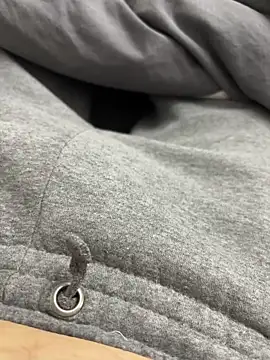 Snapshot of chris882419 chatting on 10/14/25, 06:47 chris882419 online show from 10/14/25, 06:47