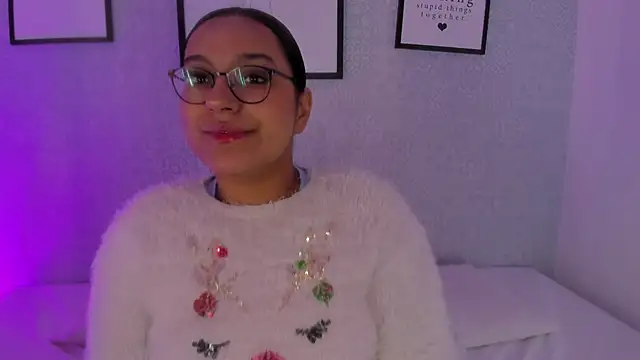 ellamontoya online show from 12/24/24, 05:16