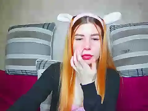 ElllaNuar online show from 09/23/25, 01:52