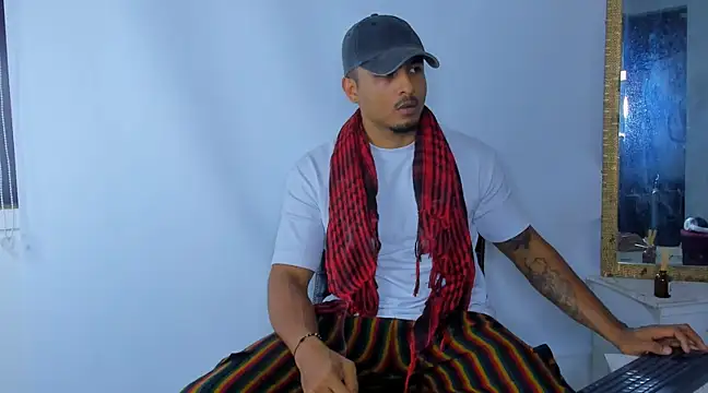 Snapshot of Mateo_Reales chatting on 01/27/25, 04:09 Mateo Reales online show from 01/27/25, 04:09