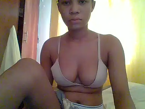 Snapshot of DADDYS_shuga chatting on 04/06/26, 06:03 DADDYS shuga online show from 04/06/26, 06:03