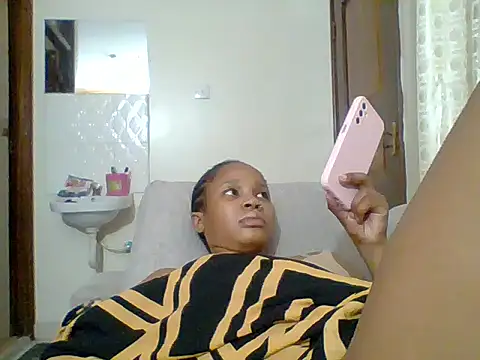 Snapshot of DADDYS_shuga chatting on 05/26/26, 06:15 DADDYS shuga online show from 05/26/26, 06:15