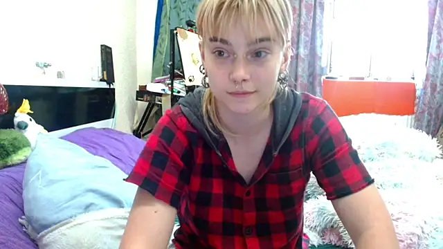 Sophie Bell online show from 05/28/26, 04:37