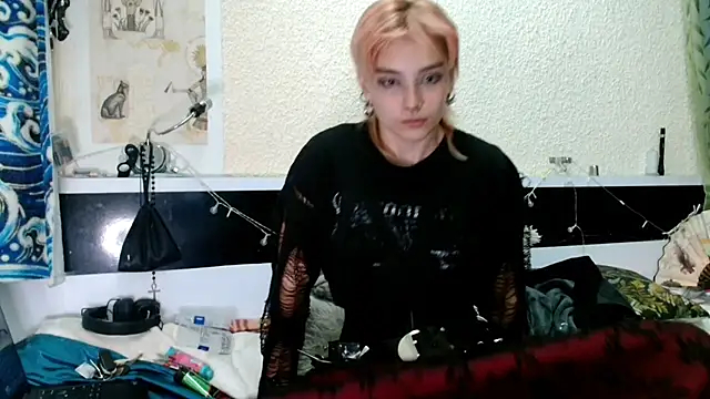 Sophie Bell online show from 06/07/26, 10:24