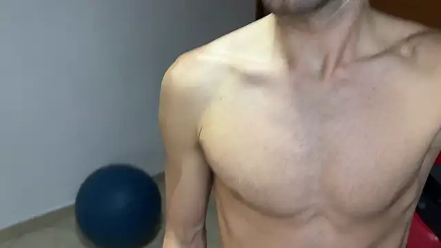 aquilesmade online show from 12/05/24, 11:29