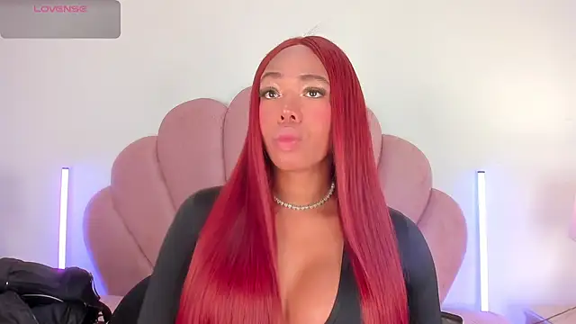 Nicole Paradise online show from 05/08/26, 01:05