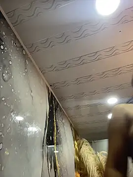 emma  cute   online show from 12/14/25, 11:26