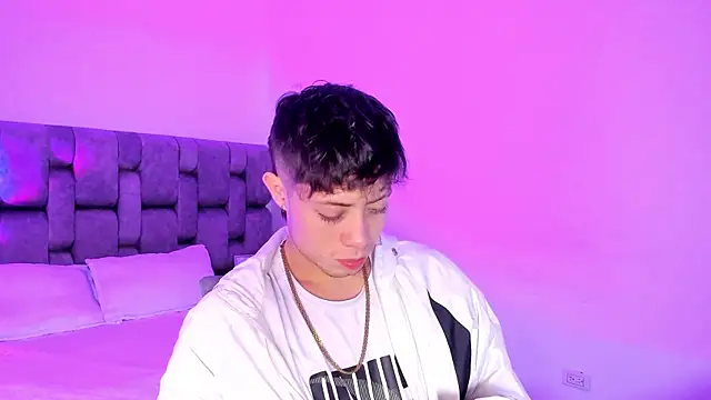 MarcusCollinss  online show from 12/11/24, 01:17