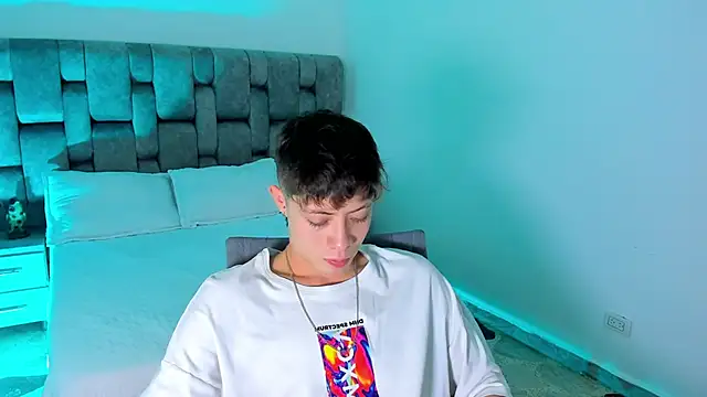 MarcusCollinss  online show from 12/12/24, 08:21