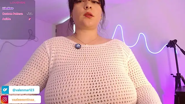 Layna cold online show from 07/21/26, 03:47