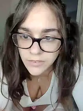 Miachan LaGattinaVogliosa online show from 10/14/25, 03:02