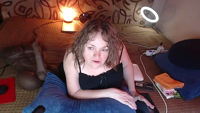 MiniNatalie online show from 01/19/25, 07:25