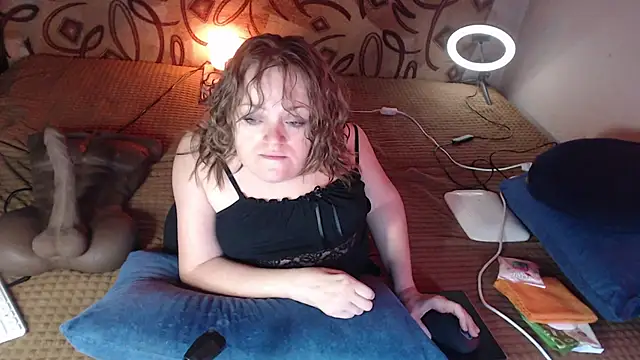 MiniNatalie online show from 01/22/25, 08:40