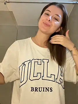 Mia-Minou online show from 09/22/25, 08:49