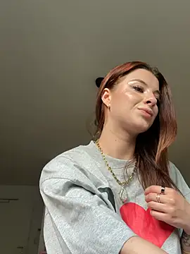 Mia-Minou online show from 05/23/26, 05:06