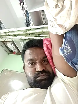 Snapshot of PVNRAO0831 chatting on 09/29/25, 06:24 PVNRAO0831 online show from 09/29/25, 06:24