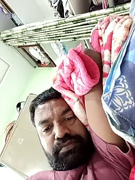 Snapshot of PVNRAO0831 chatting on 10/08/25, 07:17 PVNRAO0831 online show from 10/08/25, 07:17