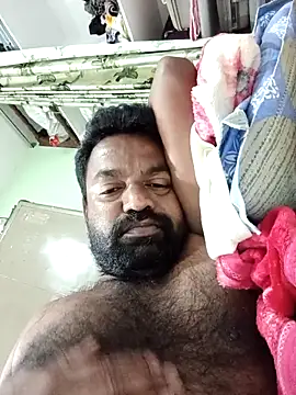 Snapshot of PVNRAO0831 chatting on 10/14/25, 03:13 PVNRAO0831 online show from 10/14/25, 03:13