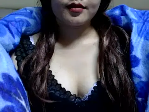Has Ke Dungi online show from 12/21/24, 02:04