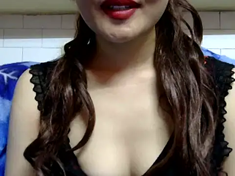 Has Ke Dungi online show from 12/24/24, 02:21
