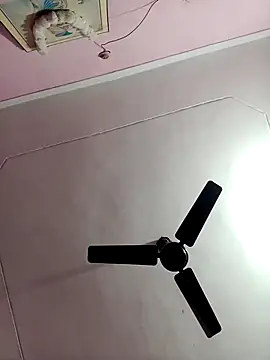 Snapshot of SHUBHI880 chatting on 11/15/25, 03:19 SHUBHI880 online show from 11/15/25, 03:19