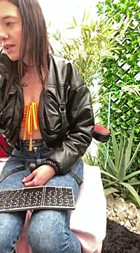 Isabella 21x online show from 12/23/24, 03:33