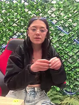Isabella 21x online show from 01/13/25, 06:49