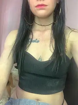 Isabella 21x online show from 12/22/25, 12:57