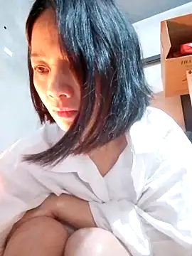 Aninyin22 online show from 02/05/25, 01:47