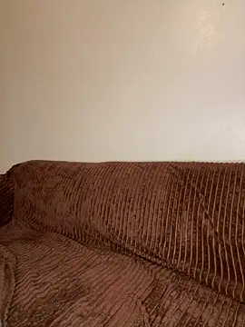 Snapshot of Dawi3 chatting on 10/22/25, 04:24 Dawi3 online show from 10/22/25, 04:24