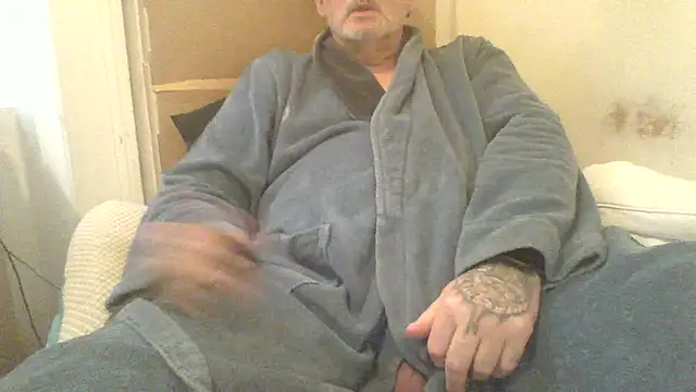 oldenglishguy online show from 10/26/25, 03:07