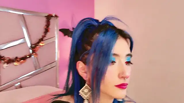 Lunapage online show from 10/17/25, 08:44