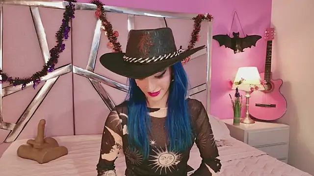 Lunapage online show from 10/18/25, 08:42