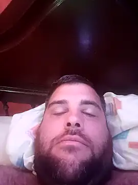 Snapshot of rmp292 chatting on 10/26/25, 04:18 rmp292 online show from 10/26/25, 04:18