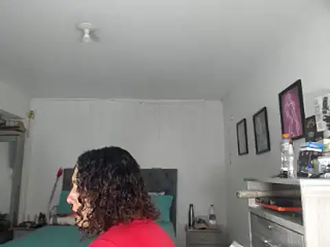 Corina hot online show from 01/03/25, 10:29