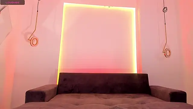 tinymoon- online show from 12/23/24, 02:17