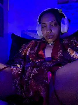 KimiAqua online show from 10/30/25, 10:32