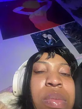 KimiAqua online show from 11/25/25, 11:49