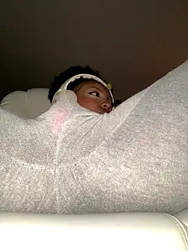 KimiAqua online show from 11/30/25, 10:03