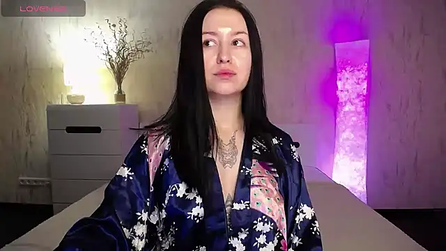 VioletCatt online show from 12/13/24, 06:31