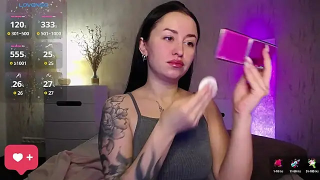 VioletCatt online show from 12/13/24, 10:19
