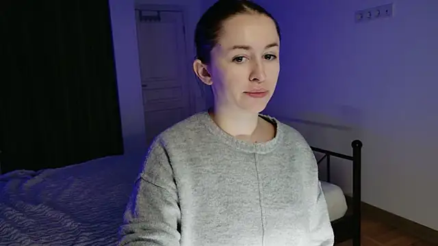 VioletCatt online show from 12/16/25, 06:40