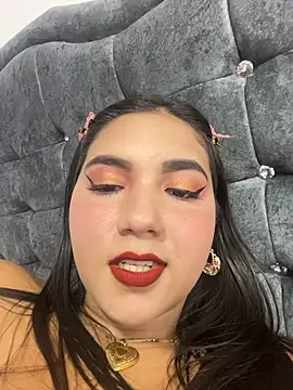 Snapshot of AnnaRosse1 chatting on 11/16/25, 07:19 AnnaRosse1 online show from 11/16/25, 07:19